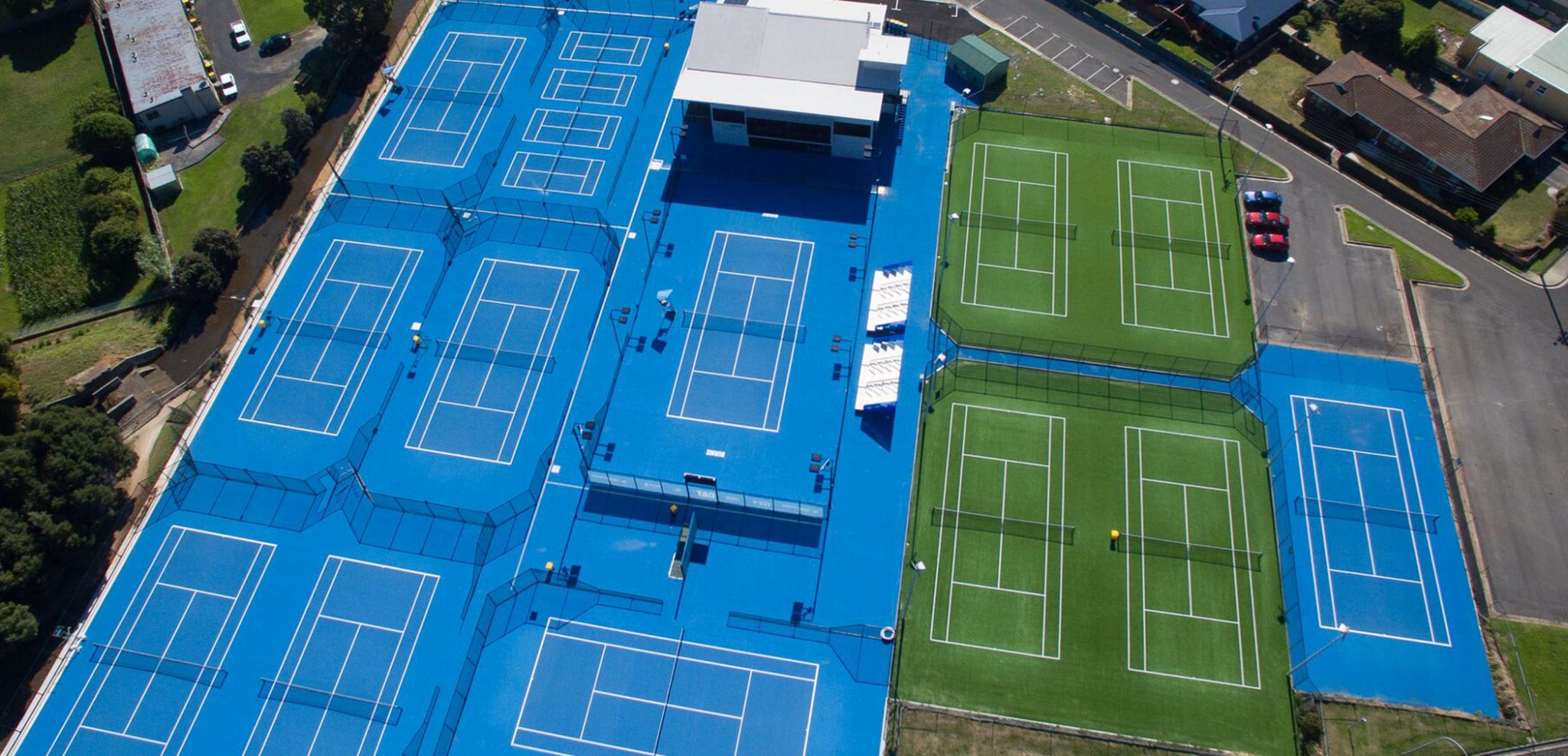 Australia—Burnie Tennis Center, YEII 19MM